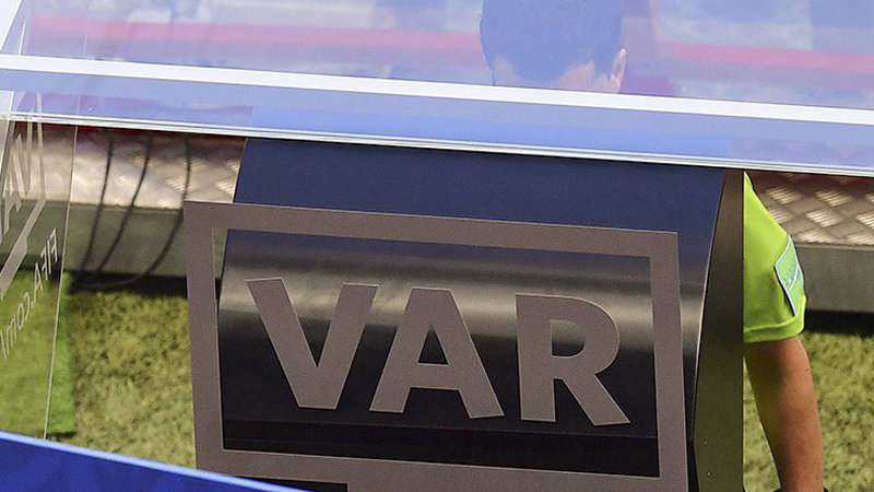 bet365中文版app下载 - Ming赛事官方发布战术调整新规，曼联争议不断！