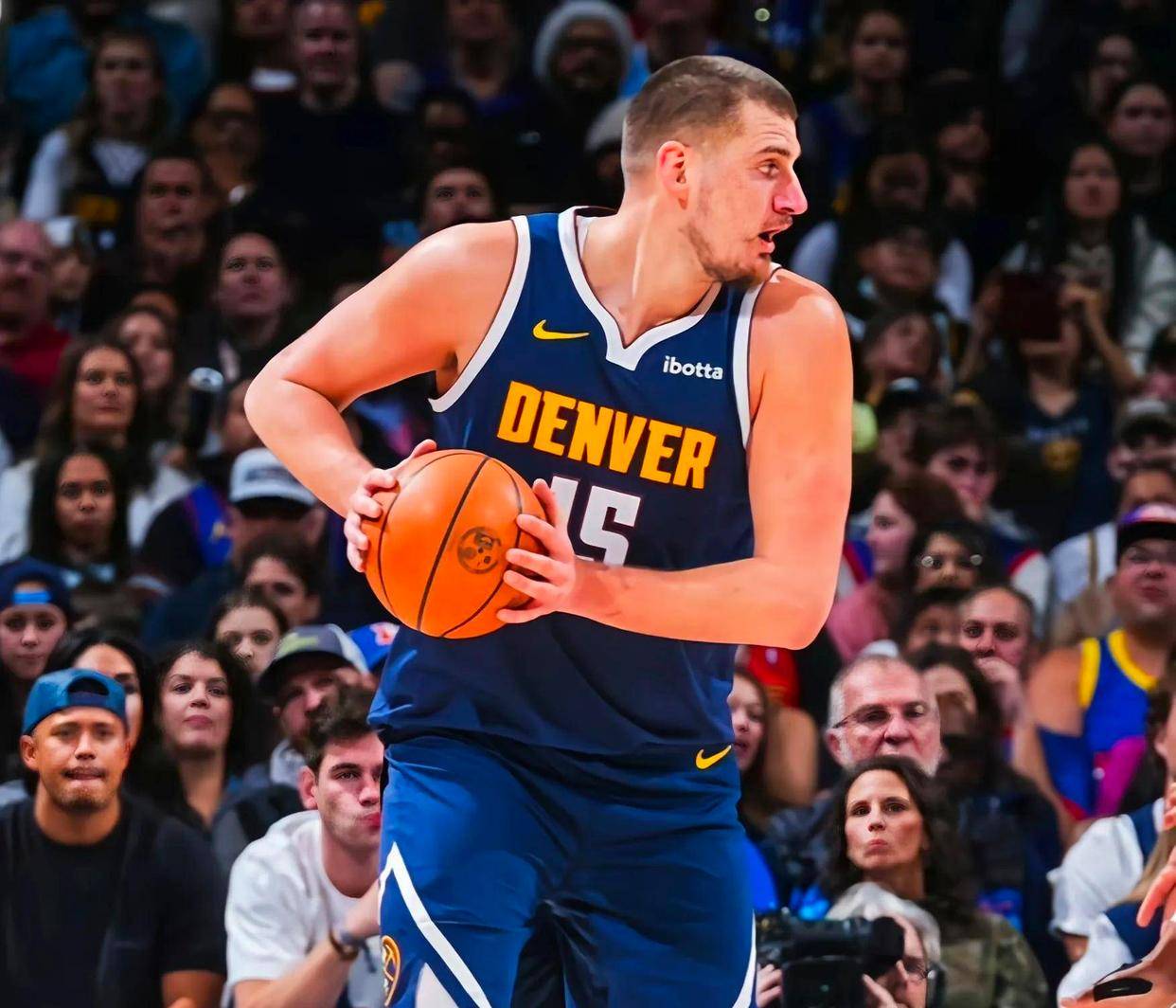 bet365中文版app下载 - 德约科维奇在掘金比赛中高光表现，势不可挡引发热议！